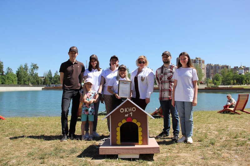 Наш коллектив принял участие в конкурсе администрации города Краснознаменска на лучший плавучий домик для уток